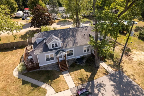 $374,900 | 7370 North North Shore Dr Haven, Unit 23, South Haven, MI 49090