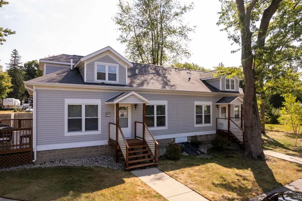 $374,900 | 7370 North North Shore Dr Haven, Unit 23, South Haven, MI 49090