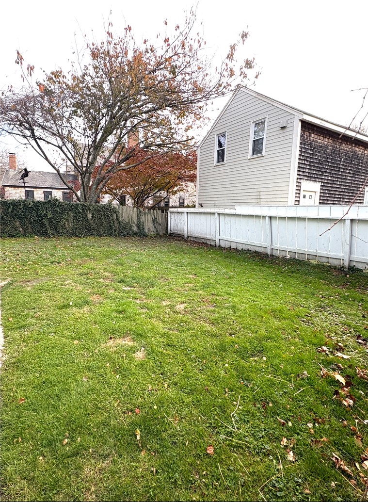 8 Bridge Street, Unit 2 Newport, RI 02840 - Photo 15 of 15