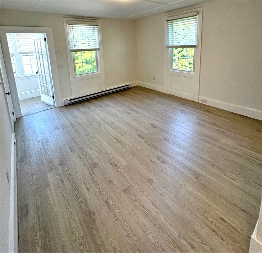 8 Bridge Street, Unit 2 Newport, RI 02840 - Photo 9 of 15