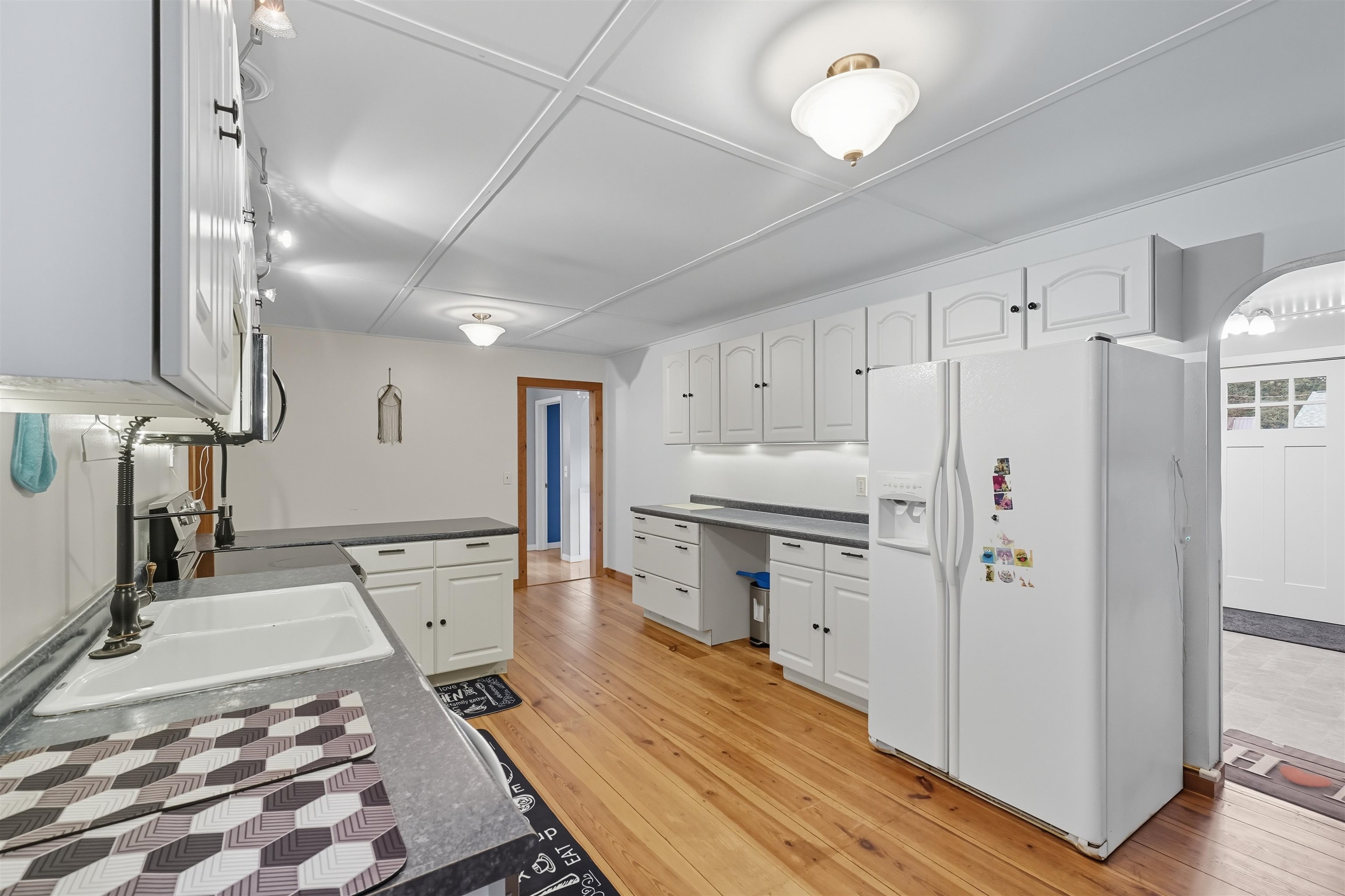 3 Duval Street South Burlington, VT 05403 - Photo 8 of 49