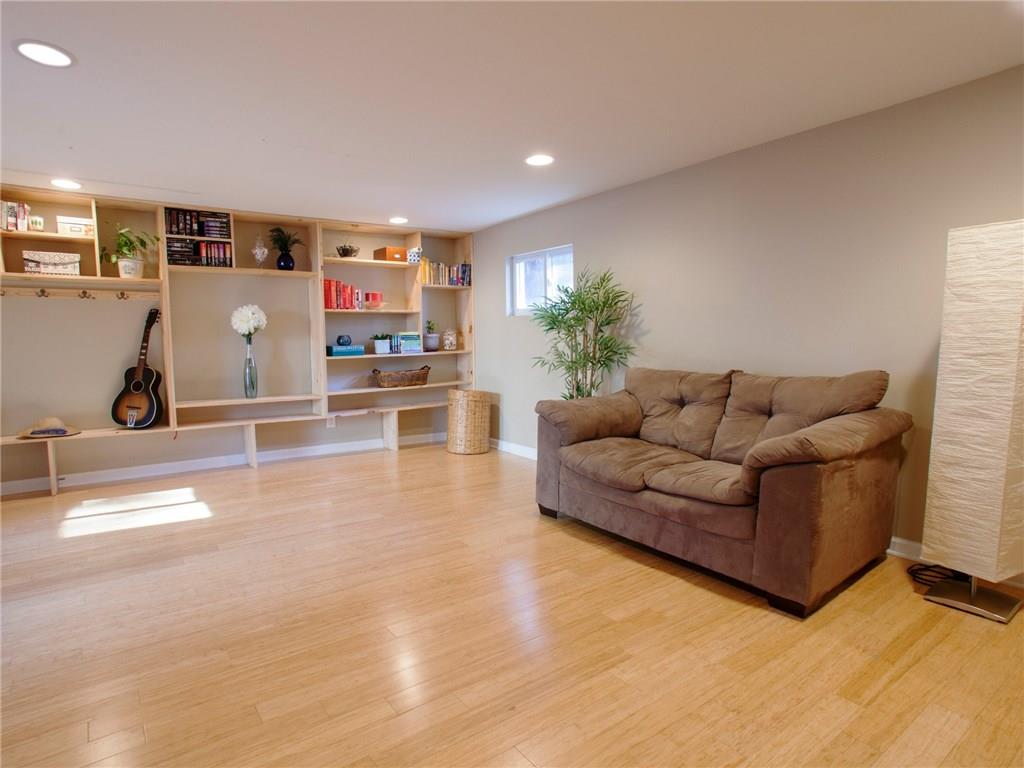 2412 Marbury Road Churchill, PA 15221 - Photo 23 of 25 Gallery Image 23