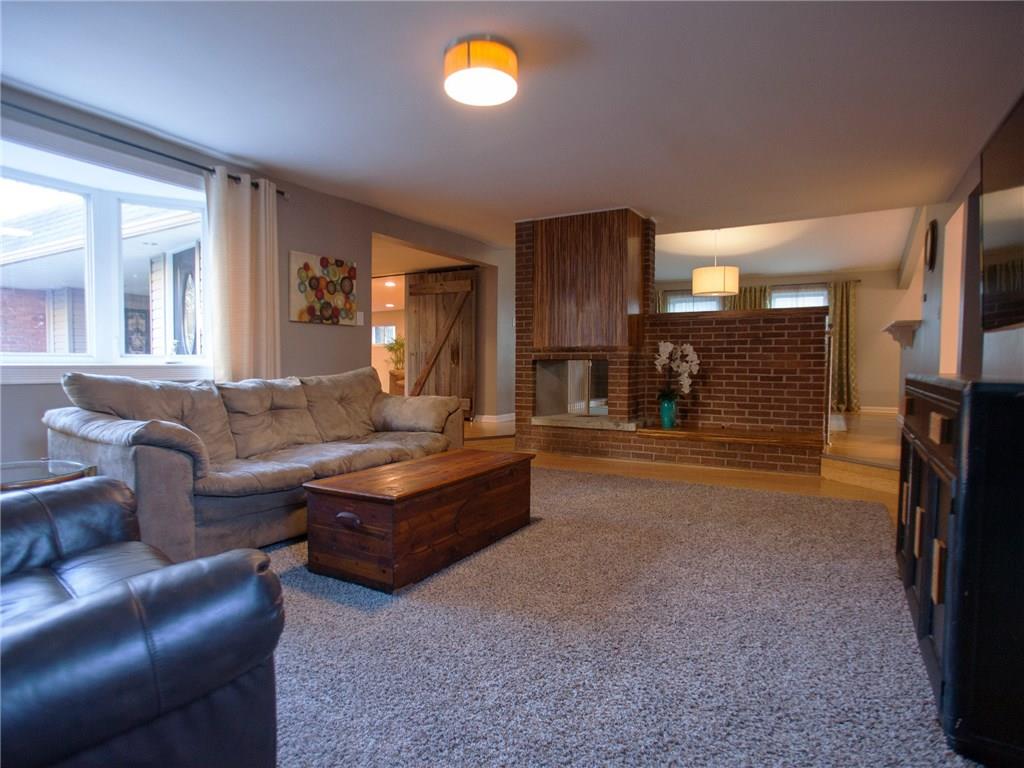 2412 Marbury Road Churchill, PA 15221 - Photo 6 of 25 Gallery Image 6