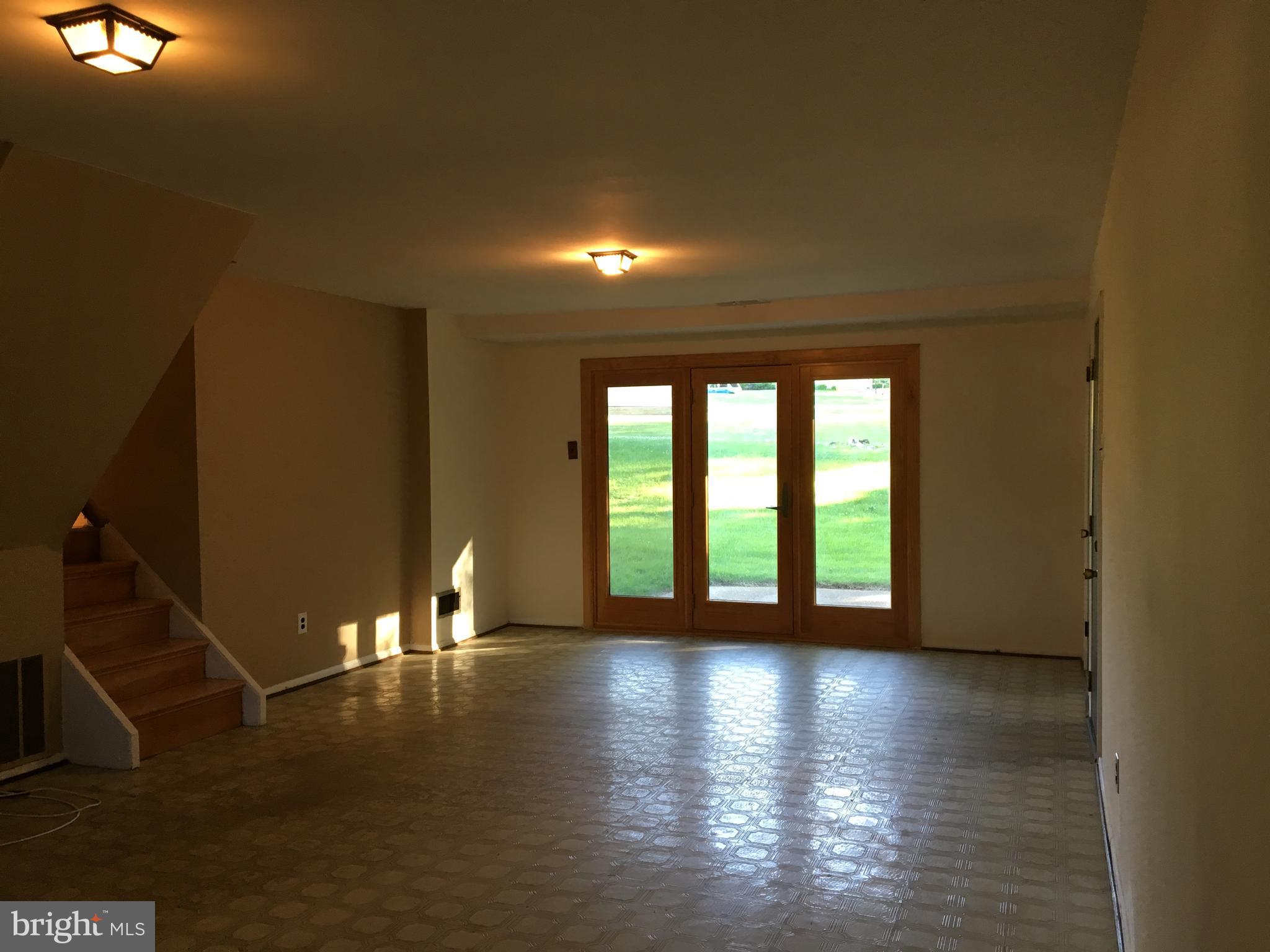 58 Hoover Road Huntingdon Valley, PA 19006 - Photo 24 of 46 Stairs from Kitchen.