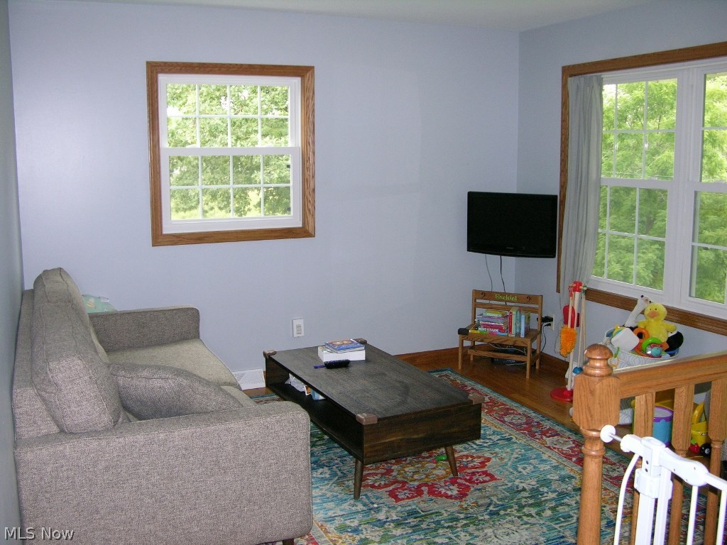 2375 Oak Grove Extension Rd Street St. Marys, WV 26170 - Photo 2 of 9 Gallery Image 2
