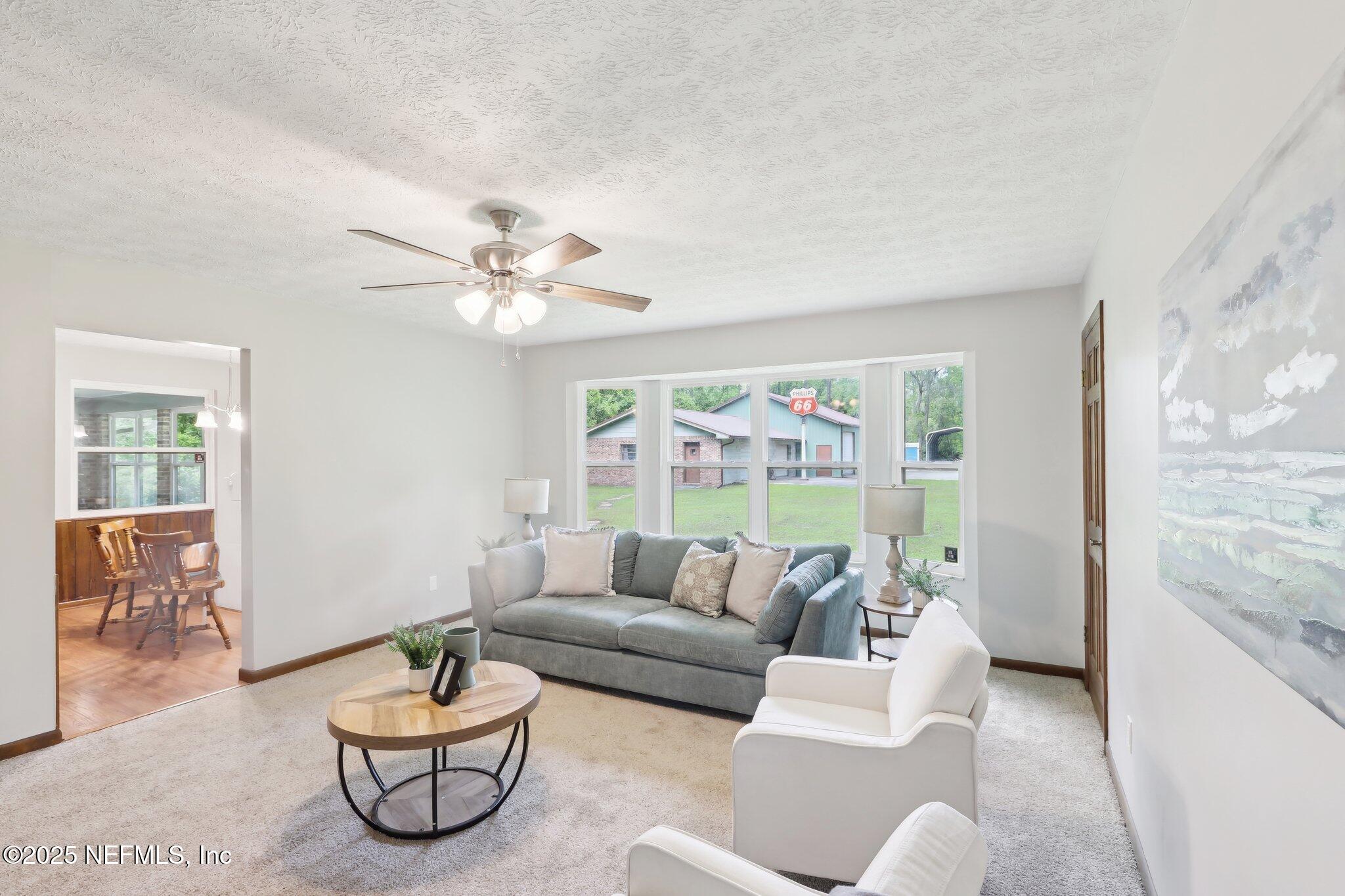 14163 Blanche Road Jacksonville, FL 32223 - Photo 13 of 58 Living Area