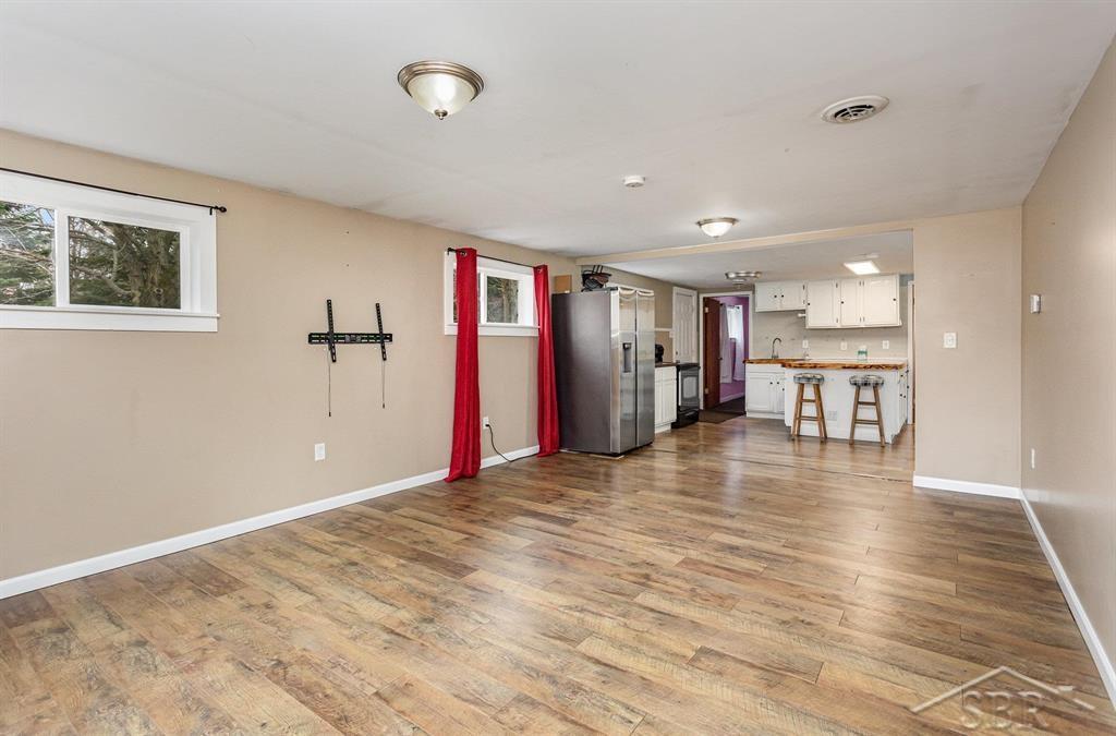 3060 South Patterson Road Midland, MI 48640 - Photo 4 of 32