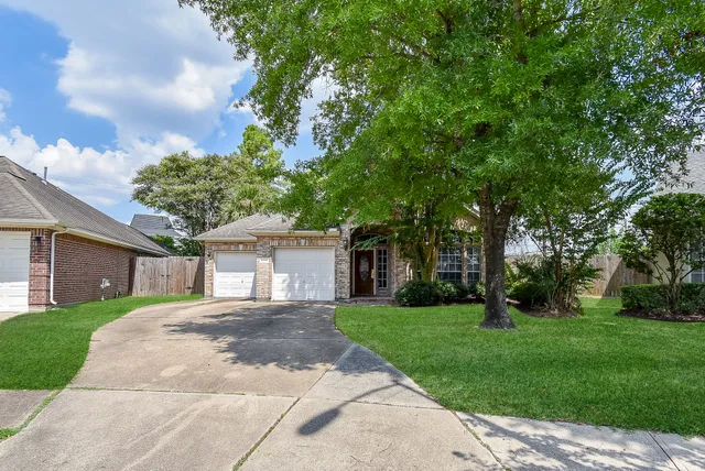 $2,950 | 1714 Wellington Way, Houston, TX 77055