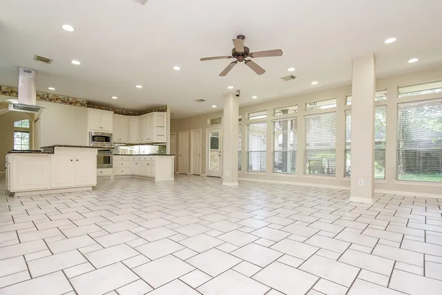 $2,950 | 1714 Wellington Way, Houston, TX 77055