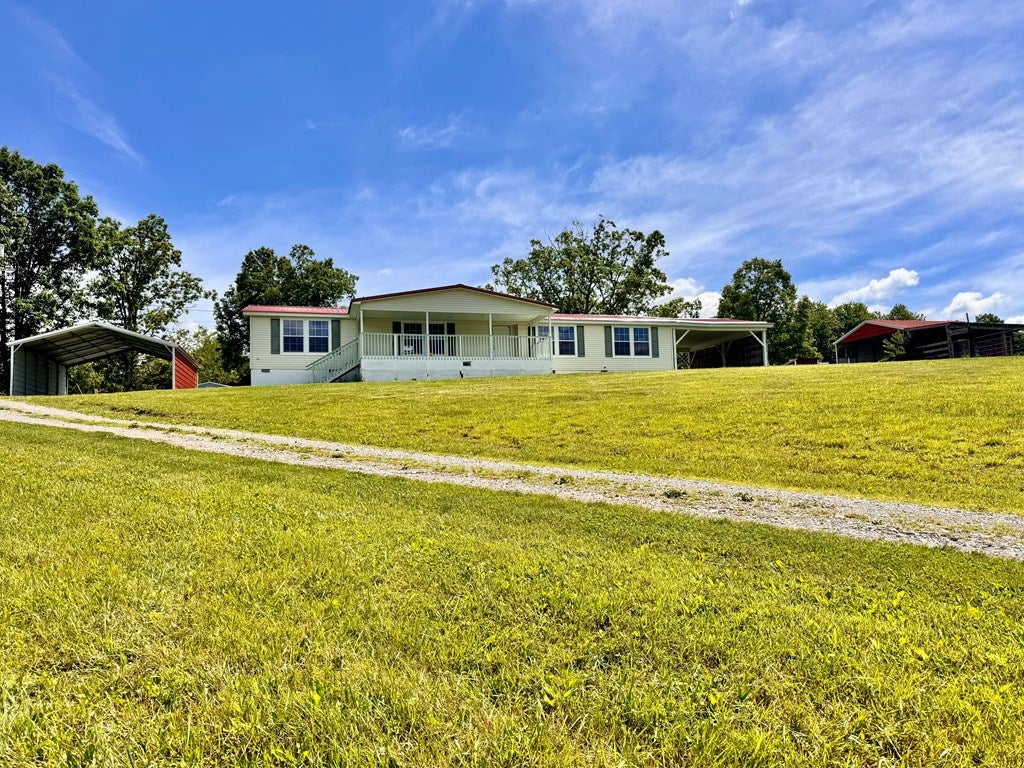 121 Rock House Road Lester, WV 25865 - Photo 11 of 97 Gallery Image 11