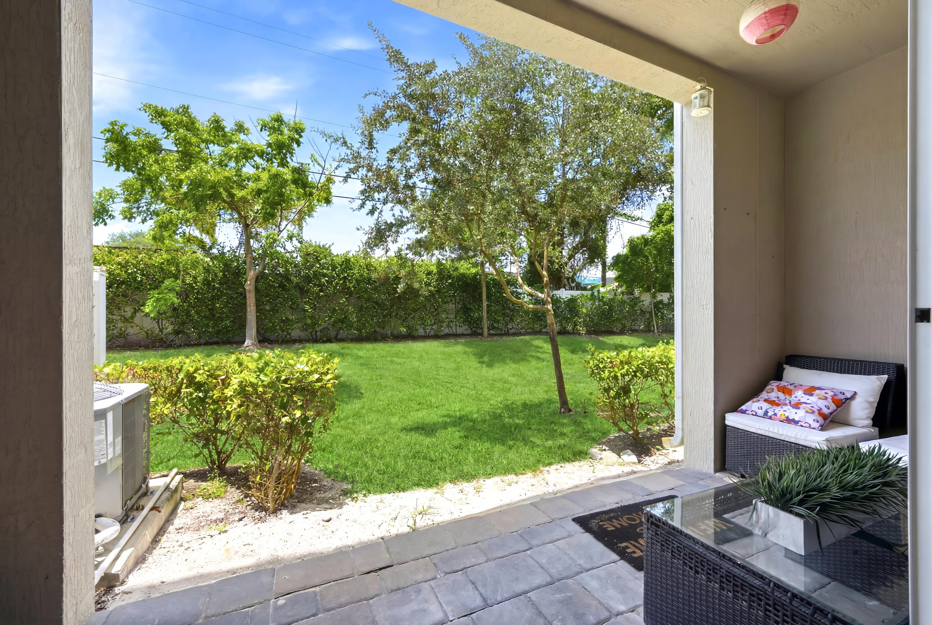 161 Bandol Street Riviera Beach, FL 33404 - Photo 18 of 21 DSC_1232_grass_cb50d619_2828f04b