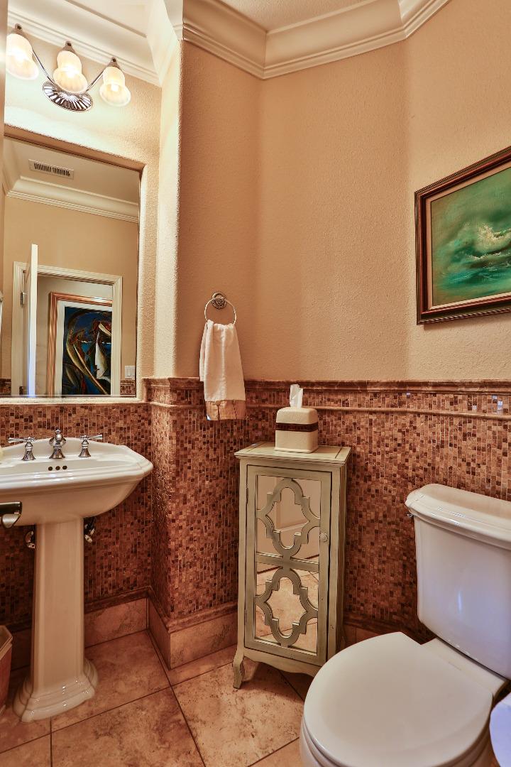 7240 Eagle Ridge Drive Gilroy, CA 95020 - Photo 19 of 41 Gallery Image 19