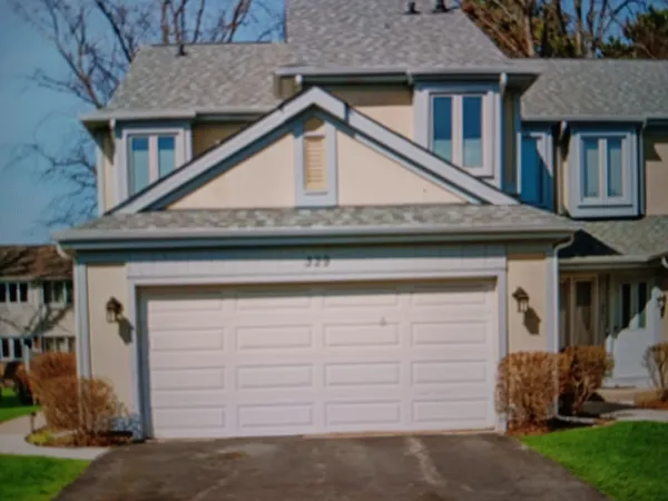 $3,200 | 329 Redwing Drive, Unit 329, Deerfield, IL 60015
