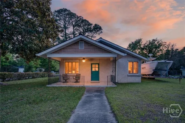 $465,000 | 3207 Center Street, Thunderbolt, GA 31404