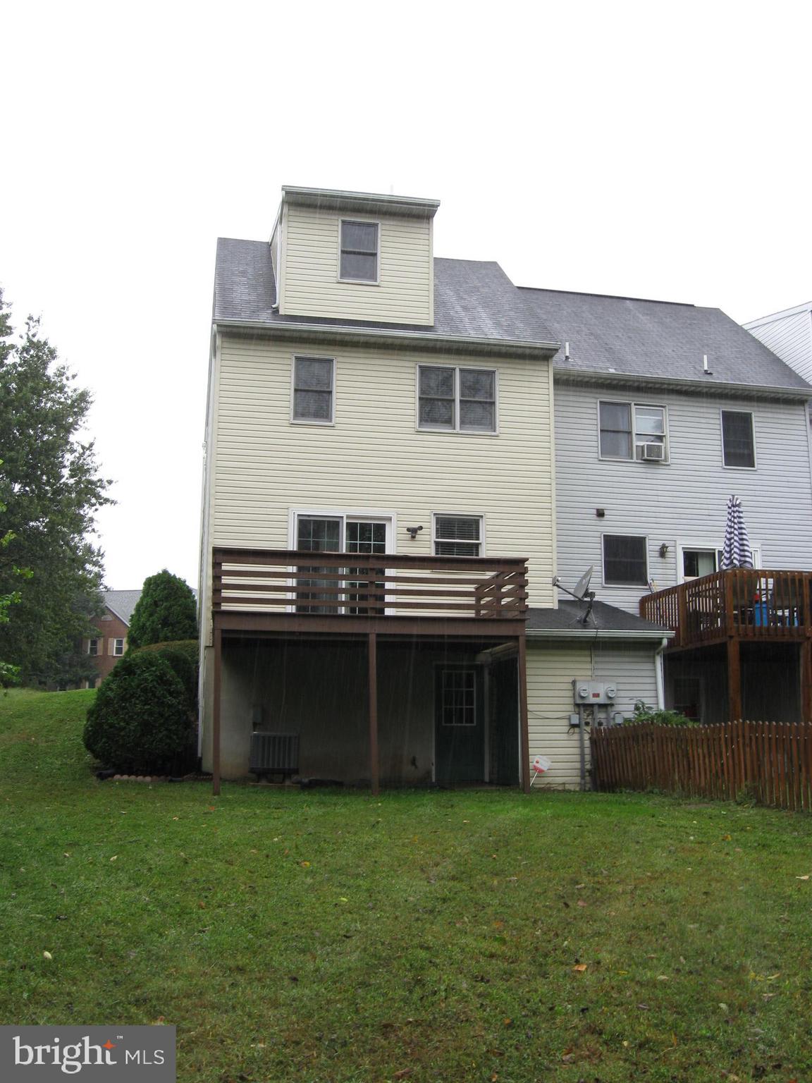 423 Cardinal Road Lititz, PA 17543 - Photo 3 of 21