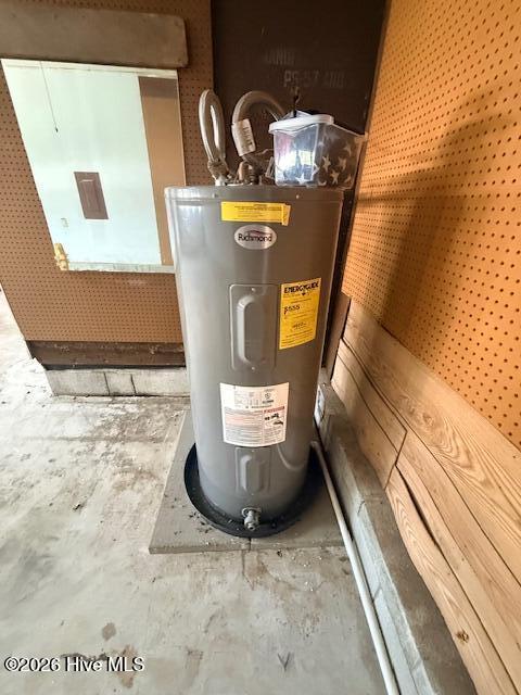 112 Manchester Road Havelock, NC 28532 - Photo 25 of 28 Updated water heater