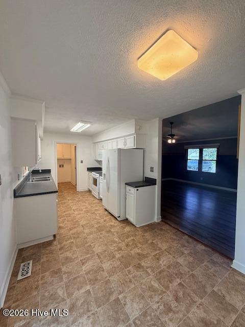 112 Manchester Road Havelock, NC 28532 - Photo 9 of 28 IMG_0837