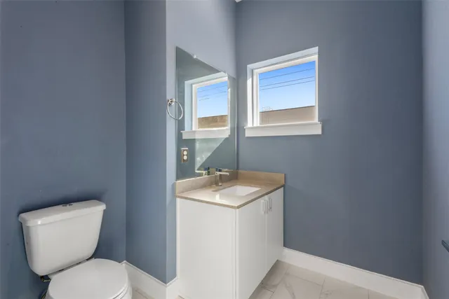 $3,800 | 6106 Clarkson Lane, Unit D, Houston, TX 77055