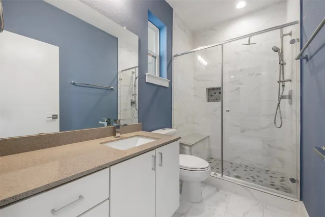 $3,800 | 6106 Clarkson Lane, Unit D, Houston, TX 77055