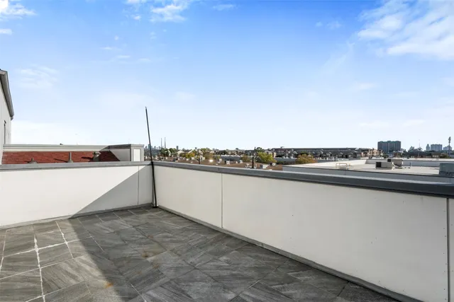 $3,800 | 6106 Clarkson Lane, Unit D, Houston, TX 77055