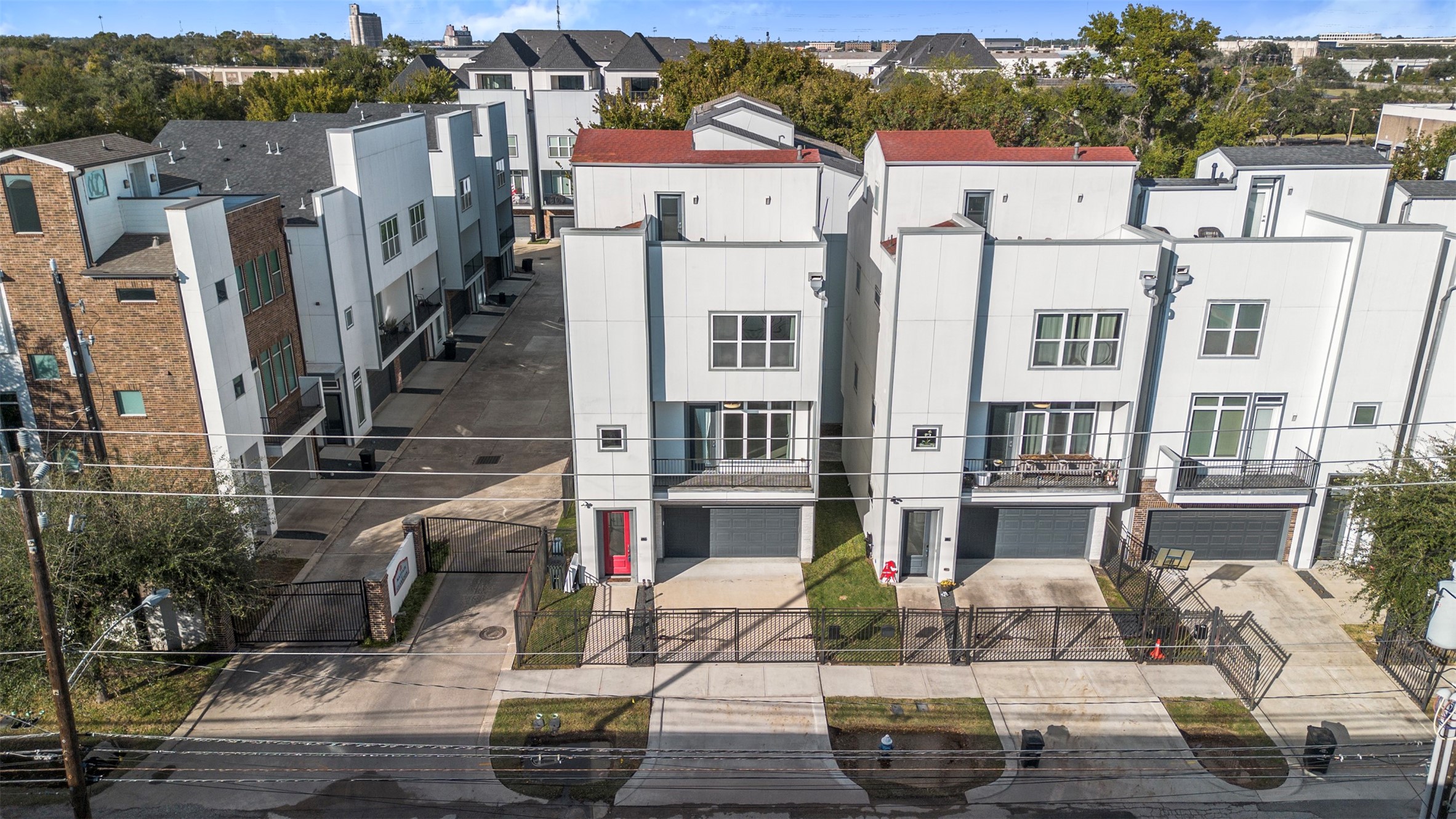 6106 Clarkson Lane, Unit D Houston, TX 77055 - Photo 29 of 37