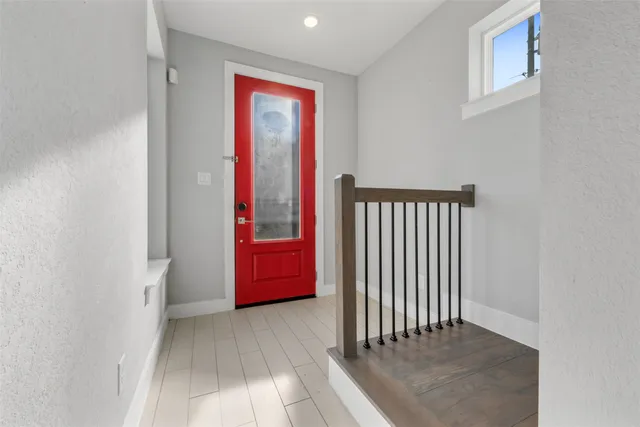 $3,800 | 6106 Clarkson Lane, Unit D, Houston, TX 77055