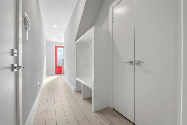 $3,800 | 6106 Clarkson Lane, Unit D, Houston, TX 77055