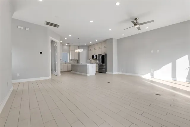 $3,800 | 6106 Clarkson Lane, Unit D, Houston, TX 77055