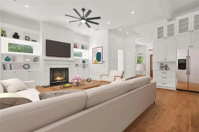 a view of a park with a tree