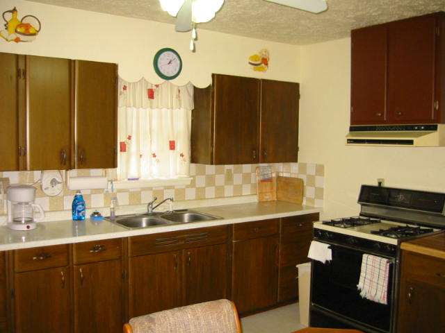 2112 Washington Road Washington, IL 61571 - Photo 4 of 7 Gallery Image 4