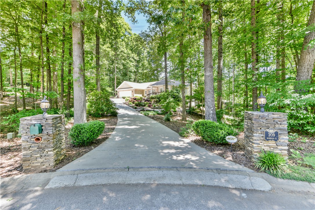 209 Berwick Court Seneca, SC 29672 - Photo 48 of 50