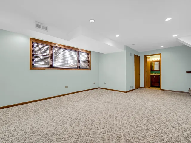 $269,900 | 11811 South Tripp Avenue, Alsip, IL 60803