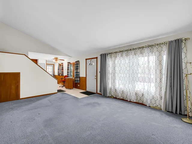 $269,900 | 11811 South Tripp Avenue, Alsip, IL 60803