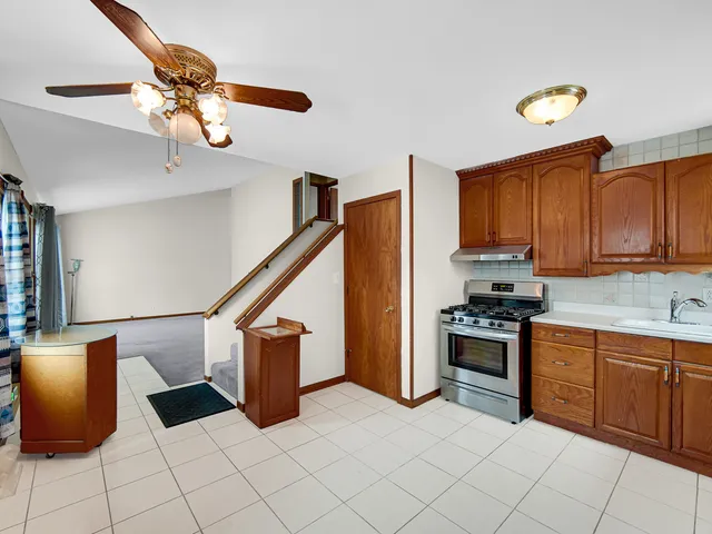 $269,900 | 11811 South Tripp Avenue, Alsip, IL 60803