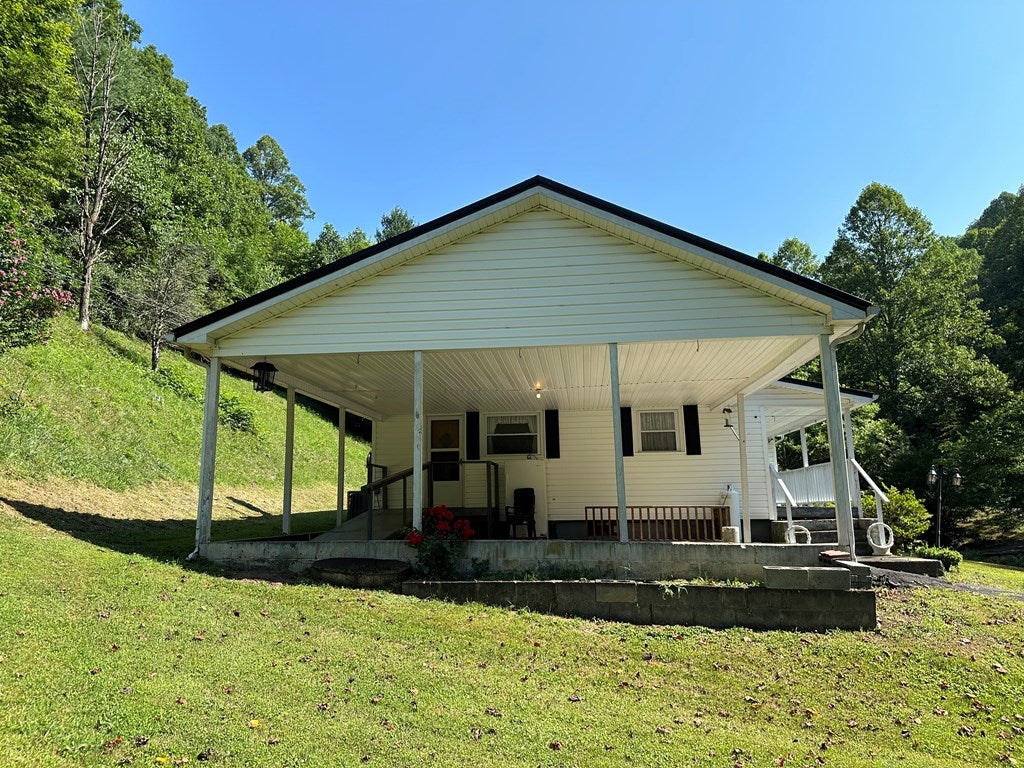 1481 Boyds Rdg Road Vansant, VA 24656 - Photo 17 of 62 Gallery Image 17