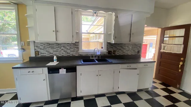 $82,320 | 314 Jackson Street, Indianola, MS 38751