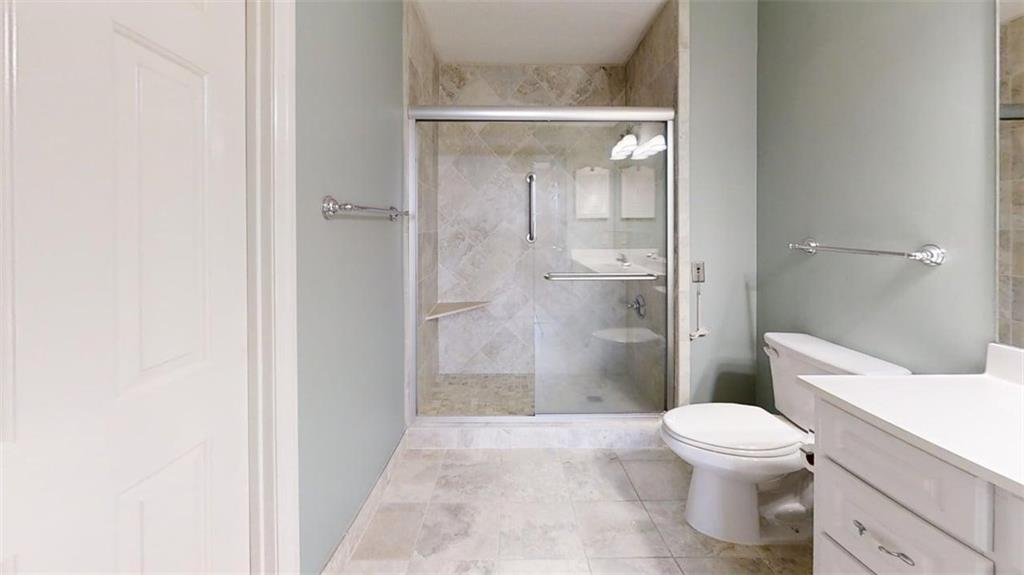 300 Johnson Ferry Road, Unit B607 Atlanta, GA 30328 - Photo 16 of 32