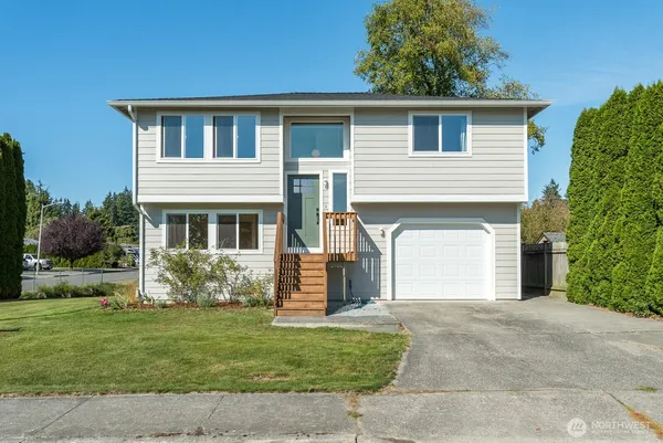 $2,795 | 7727 274th Street Northwest, Stanwood, WA 98292