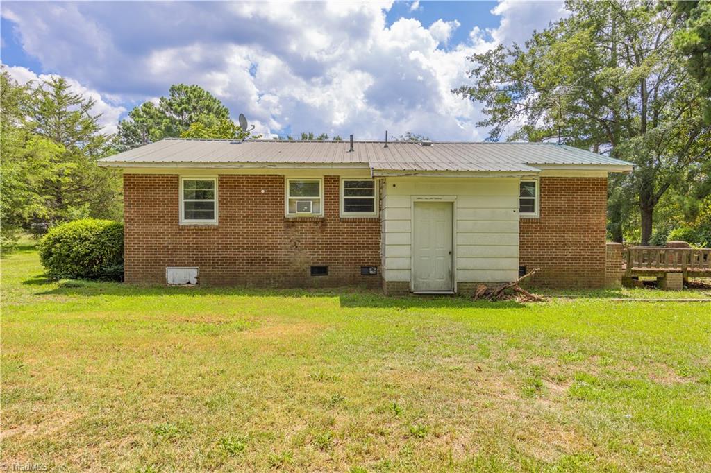 157 Lighthouse Church Road Jackson Springs, NC 27281 - Photo 7 of 29 Gallery Image 7
