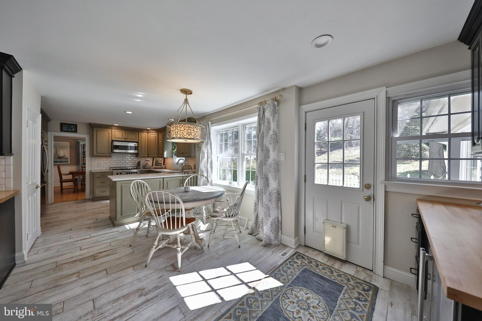 2397 Dale Road Huntingdon Valley, PA 19006 - Photo 13 of 42