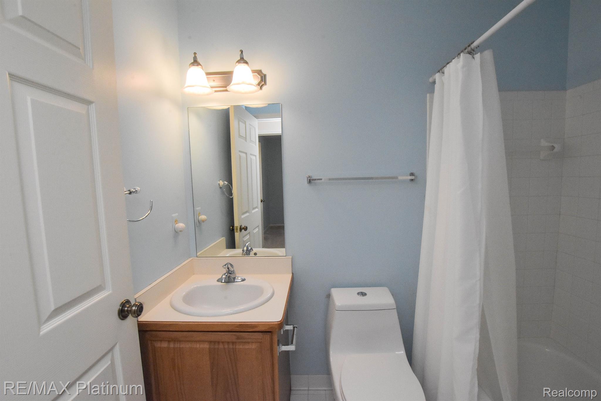 240 Pine Tree Ridge, Unit 1 Waterford, MI 48327 - Photo 25 of 36