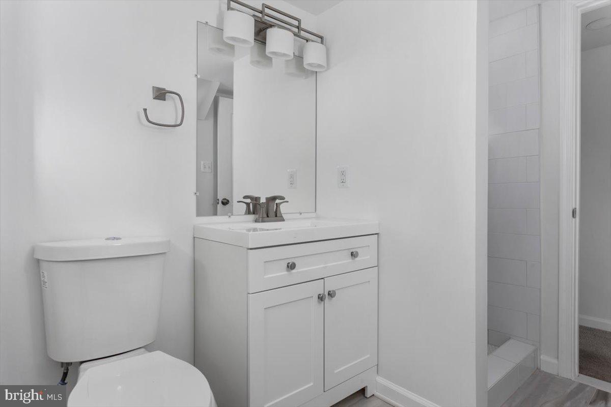 11715 Kingtree Street Silver Spring, MD 20902 - Photo 28 of 35