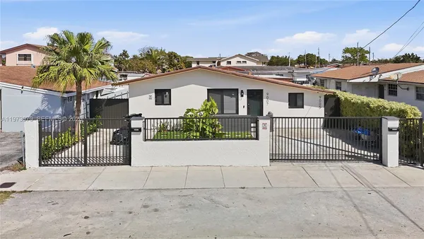 $1,125,000 | 9007 Southwest 38th Street, Miami, FL 33165