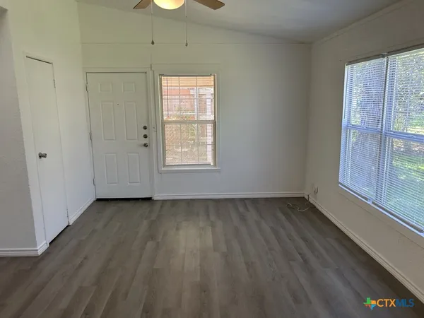 $895 | 905 Evergreen Drive, Killeen, TX 76541