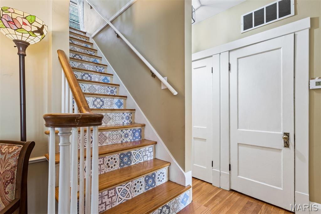 329 Stark Court Webster Groves, MO 63119 - Photo 33 of 63 Gallery Image 33