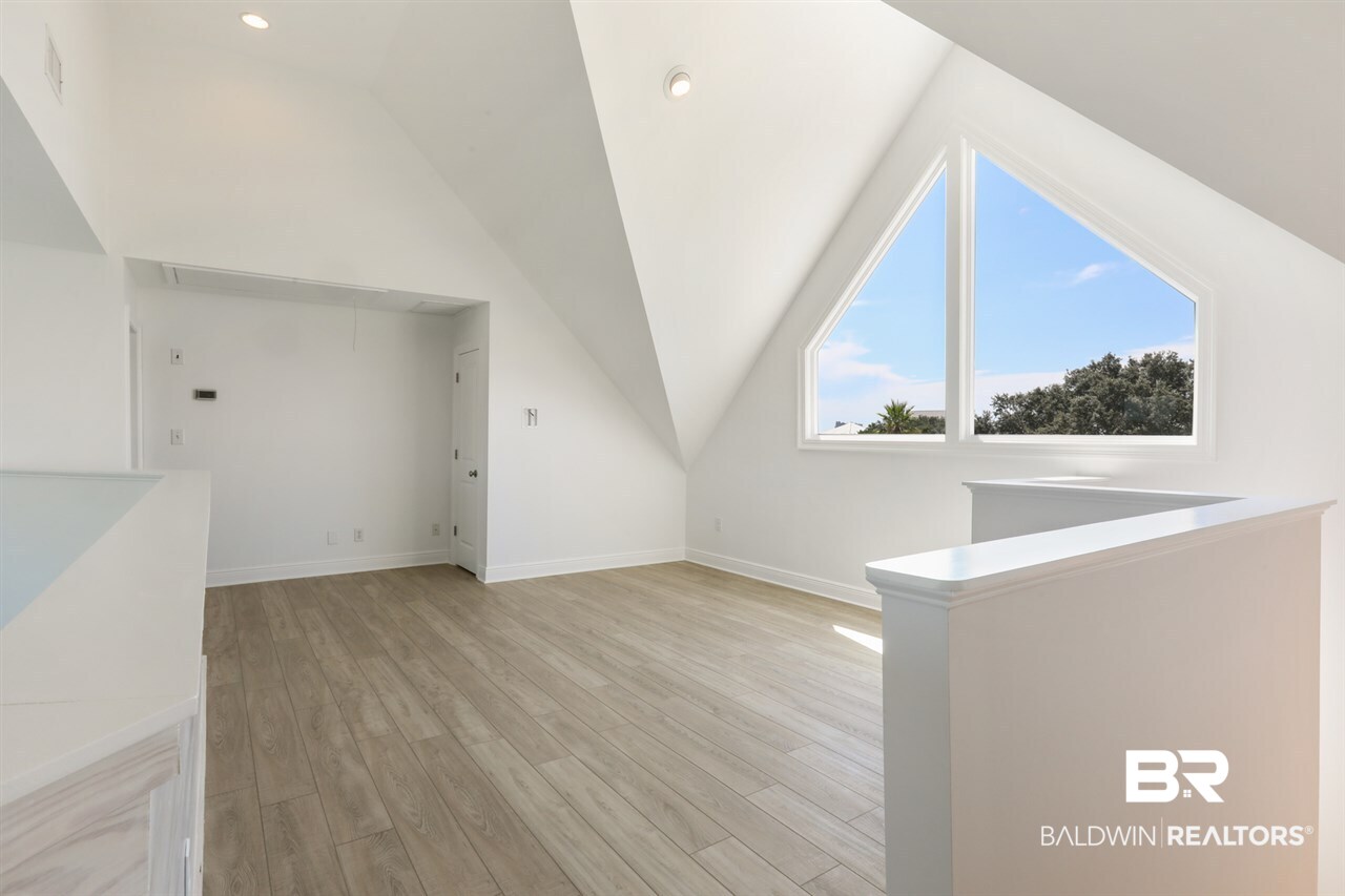 32851 River Road Orange Beach, AL 36561 - Photo 15 of 30 Great rec room space