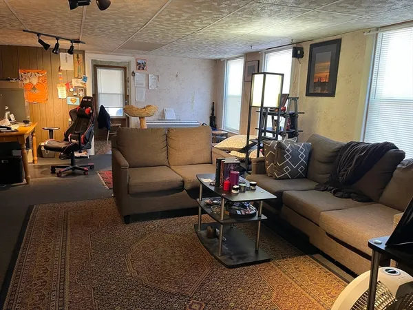 $595,000 | 10 Malden Street, Worcester, MA 01606