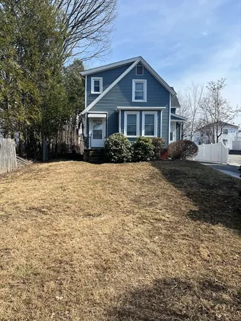 $595,000 | 10 Malden Street, Worcester, MA 01606