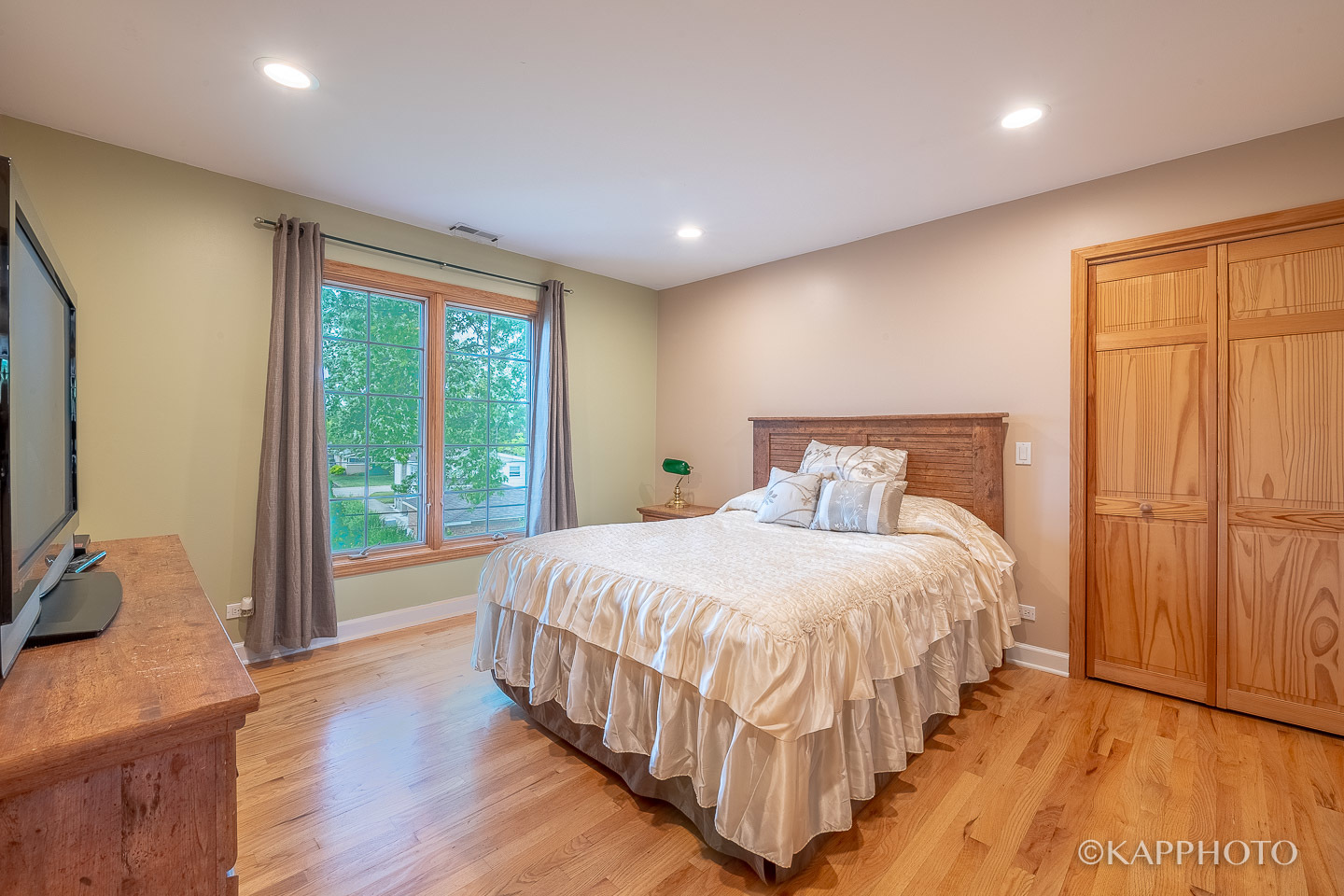 410 Warren Road Glenview, IL 60025 - Photo 20 of 37