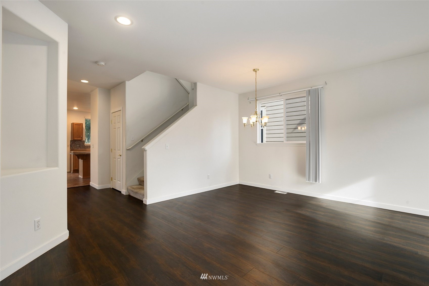 17853 110th Place Southeast Renton, WA 98055 - Photo 3 of 30 Gallery Image 3